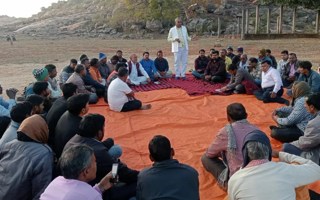 झारखंड़ प्रदेश विश्वकर्मा महासभा ने मनाया मिलन समारोह सह वनभोज कार्यक्रम