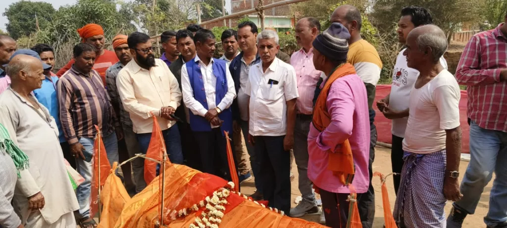 प्रवासी मजदूर का शव पहुंचा गांव, परिजनों के चीत्कार से माहौल हुआ गमगीन