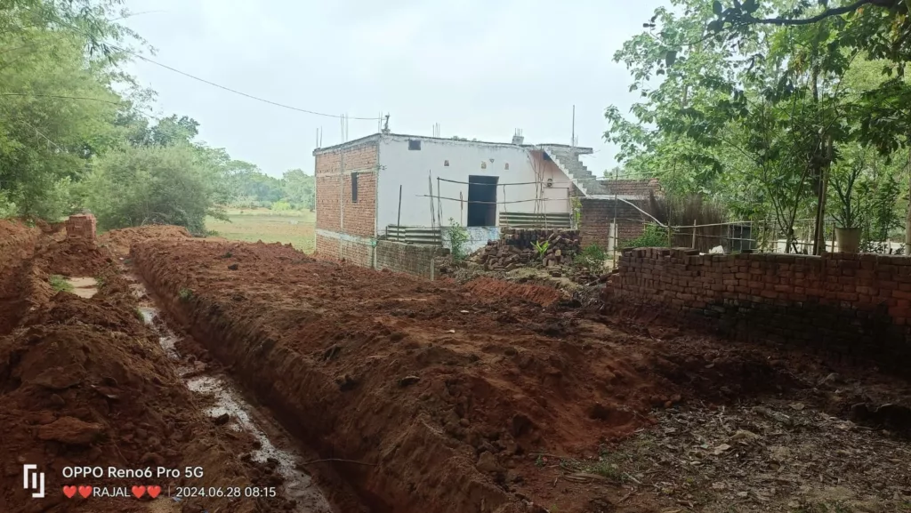 बिरनी: कुछ लोगों ने सर्वे रास्ते पर किया कब्जा, ग्रामीणों ने अतिक्रमण मुक्त करने के लिए सीओ से लगाई गुहार